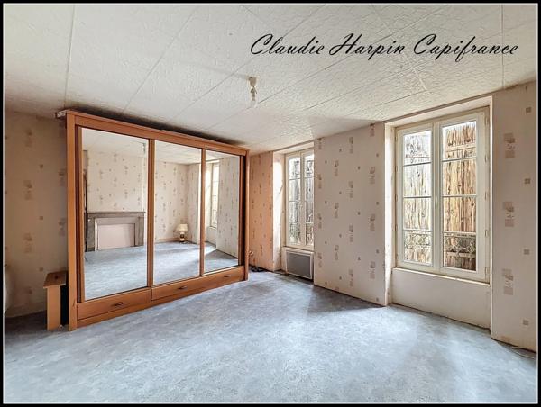 Dpt Deux Sèvres (79), à vendre PARTHENAY maison P6 - 118.11 m² - parcelle 97 m²