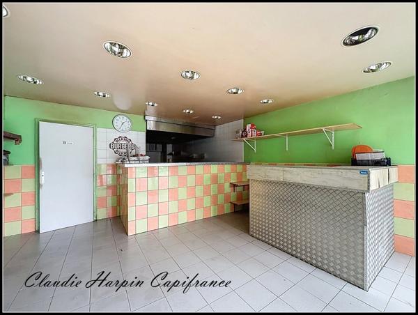 Dpt Deux Sèvres (79), à vendre PARTHENAY maison P6 - 118.11 m² - parcelle 97 m²