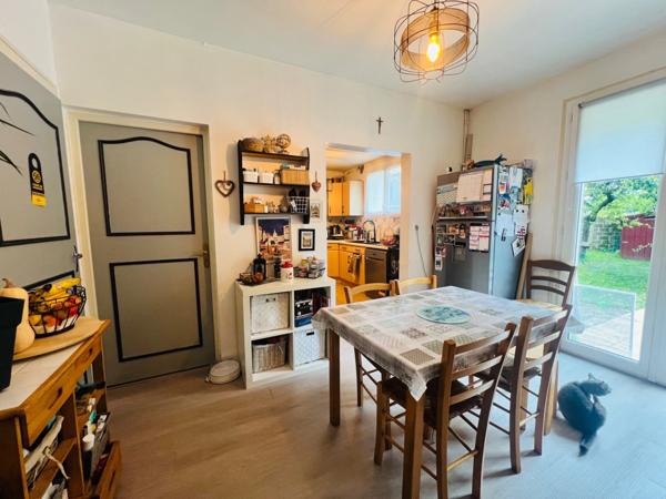 Maison 140 m² – HYPER CENTRE– Jardin, garage, dépendance