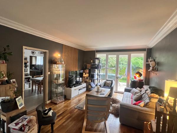Maison 140 m² – HYPER CENTRE– Jardin, garage, dépendance
