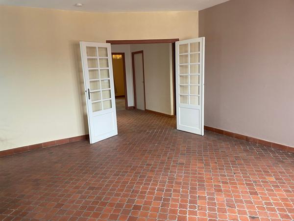 Appartement lumineux rénové