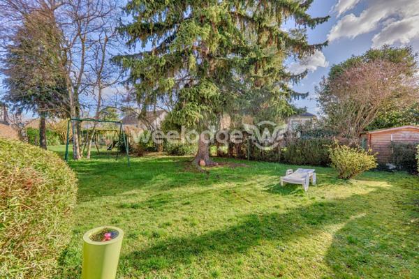 Maison à vendre 8 pièces de 122,21 m² à Andrésy