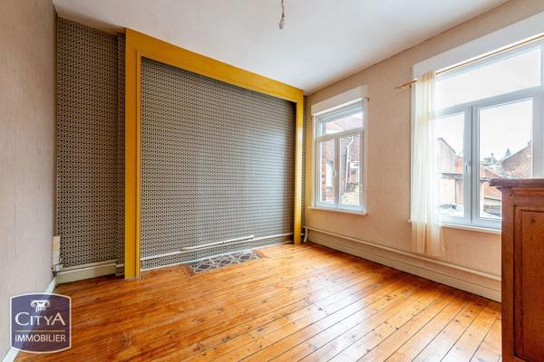 Maison à vendre 6 pièces 198m² Saint-Amand-les-Eaux (59230)