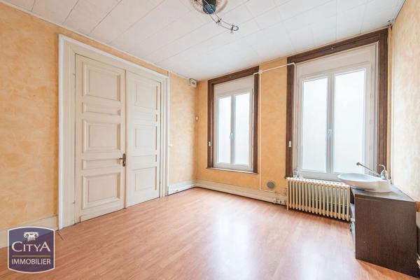 Maison à vendre 6 pièces 198m² Saint-Amand-les-Eaux (59230)