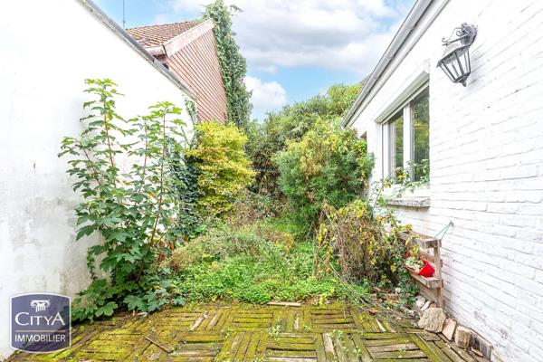 Maison à vendre 6 pièces 198m² Saint-Amand-les-Eaux (59230)