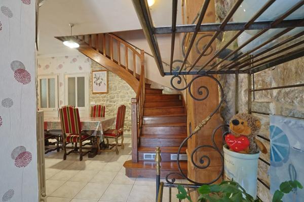 Idéal pour un commerce à THOIRETTE (39)