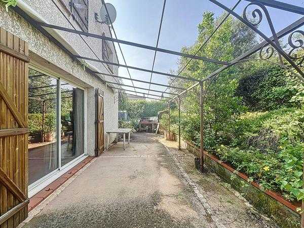 Nestenn Castanet - Maison 6 pièces à moins de 10mn de Castanet Tolosan.