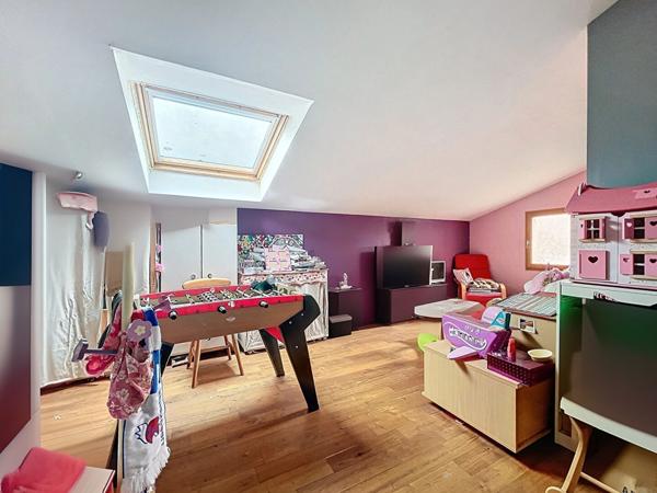 Nestenn Castanet - Maison 6 pièces à moins de 10mn de Castanet Tolosan.