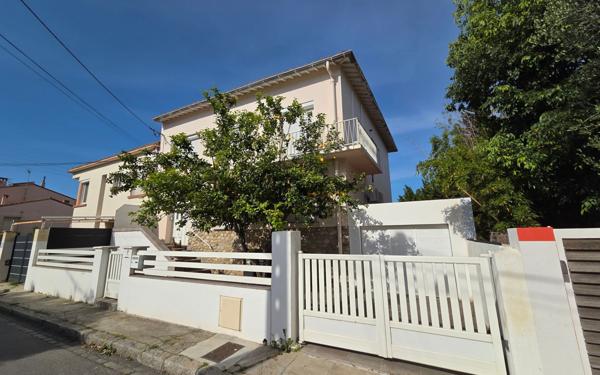 Maison à vendre    6 pièces •  Perpignan