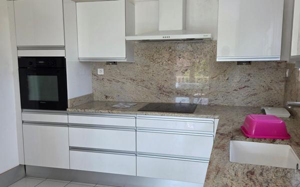 Maison à vendre    6 pièces •  Perpignan