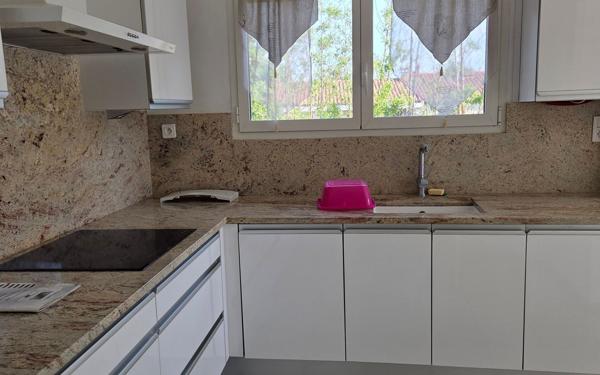 Maison à vendre    6 pièces •  Perpignan