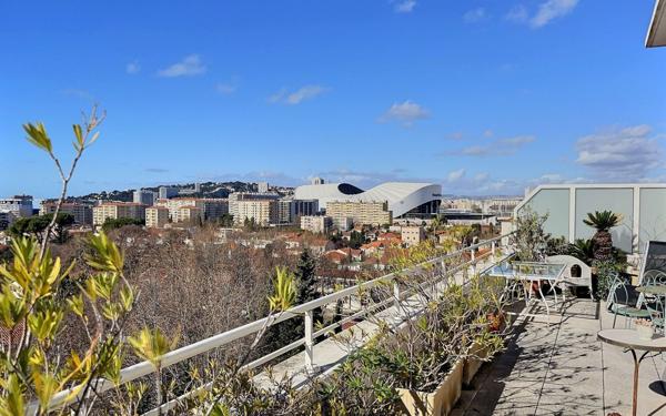 Appartement à vendre    4 pièces •  Marseille 9