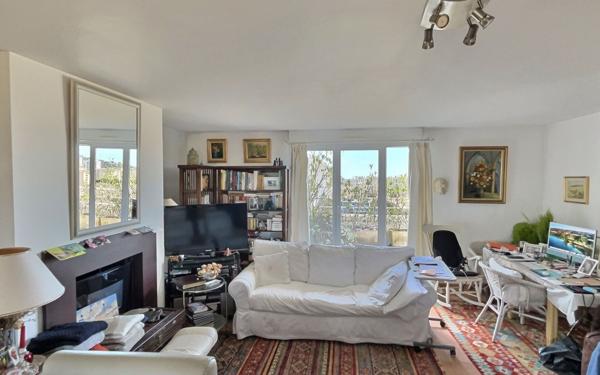 Appartement à vendre    4 pièces •  Marseille 9