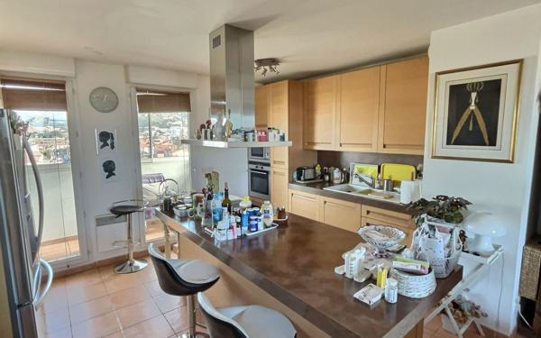 Appartement à vendre    4 pièces •  Marseille 9