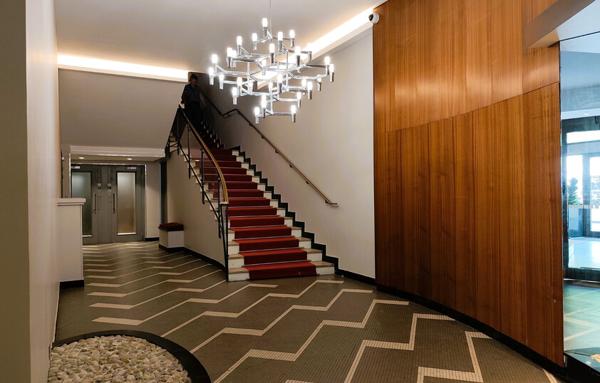 BRETEUIL (VIIe) - Appartement Luxe - 6e étage vue monuments