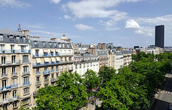 BRETEUIL (VIIe) - Appartement Luxe - 6e étage vue monuments