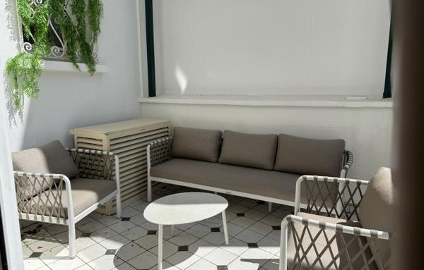 BRETEUIL (VIIe) - Appartement Luxe - 6e étage vue monuments