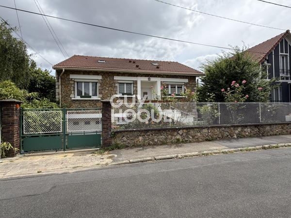 MAISON À VENDRE DE 5 PIÈCES DE 127,00 M²