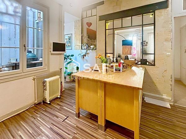 immeuble de caractère au coeur du quartier Saint Michel