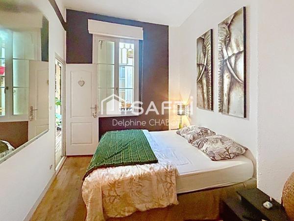 immeuble de caractère au coeur du quartier Saint Michel