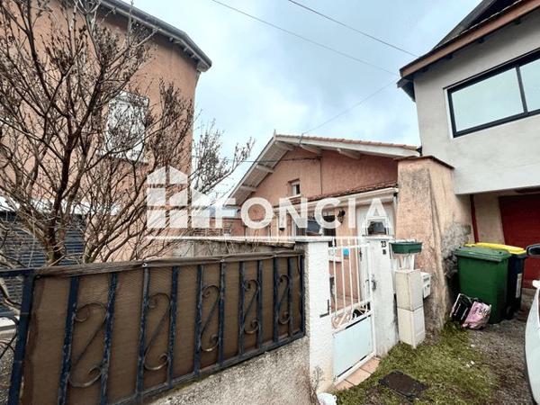 À vendre Maison 4 pièces 158 m² - Le Chambon-feugerolles 42500