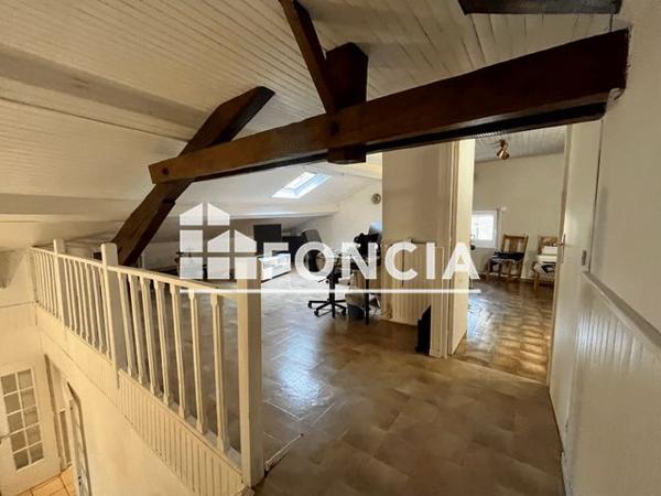 À vendre Maison 4 pièces 158 m² - Le Chambon-feugerolles 42500