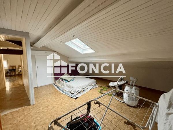 À vendre Maison 4 pièces 158 m² - Le Chambon-feugerolles 42500