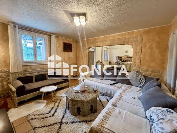 À vendre Maison 4 pièces 158 m² - Le Chambon-feugerolles 42500