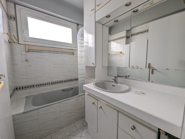 Appartement Fontenay Sous Bois 3 pièces 68.23 m2  - Bois de Vincennes