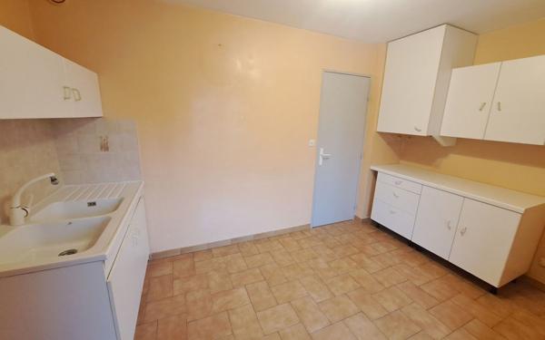 Appartement à vendre    4 pièces • 78 m2 Six-Fours-les-Plages