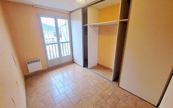 Appartement à vendre    4 pièces • 78 m2 Six-Fours-les-Plages