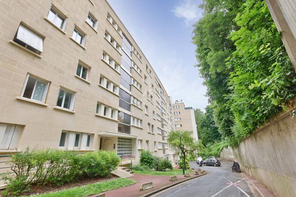 SEVRES CROIX BOSSET - Appartement 3 pièces €339 000 ** - Référence 595-S