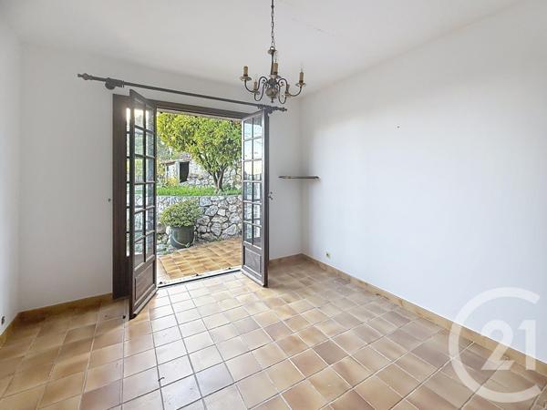 Maison à vendre  5 pièces - 124,19 m2 ST LAURENT DU VAR - 06