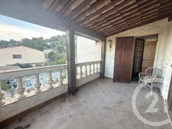 Maison à vendre  5 pièces - 124,19 m2 ST LAURENT DU VAR - 06