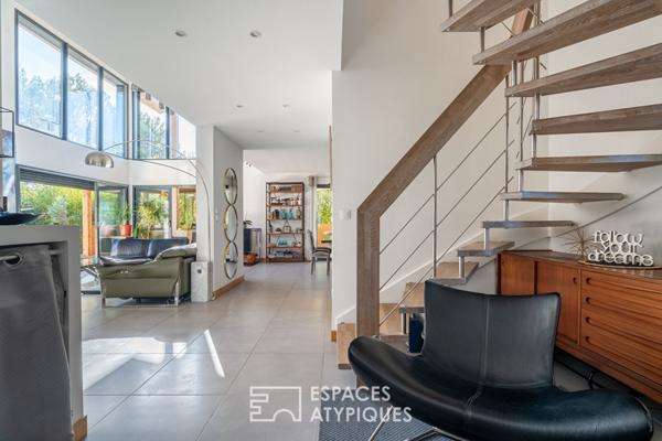 Maison contemporaine avec jardin