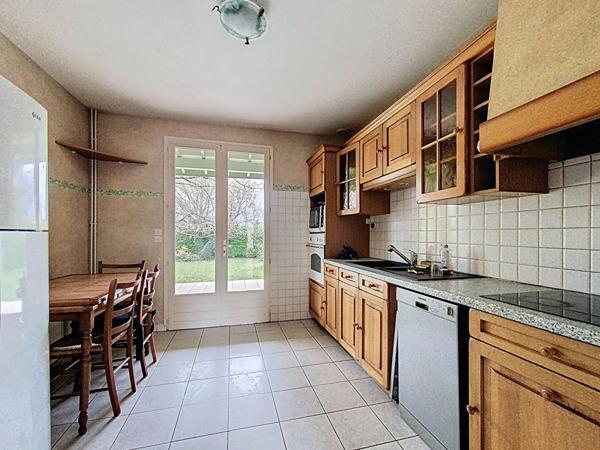 Villa Loriol Sur Drome 5 pièce(s) 102 m2, terrain 1141m², garage en SS