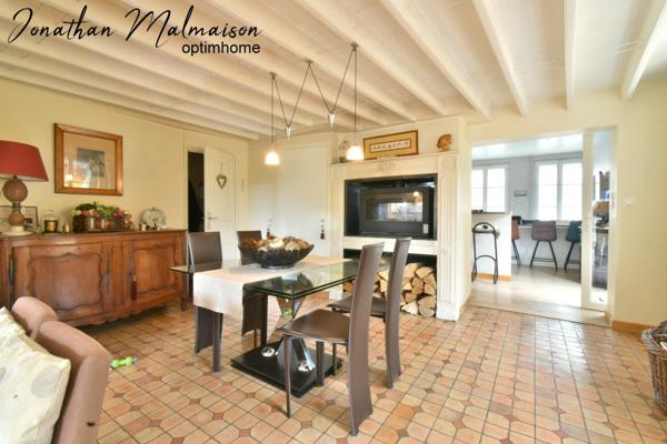 Propriété de 5 chambres comprenant Piscine et Cuisine d'été