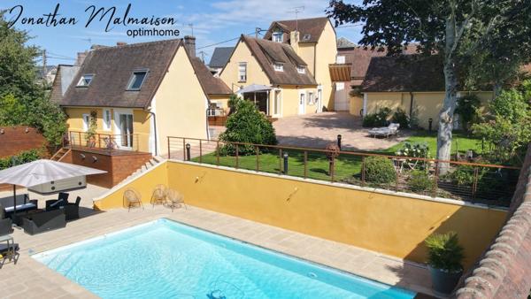 Propriété de 5 chambres comprenant Piscine et Cuisine d'été