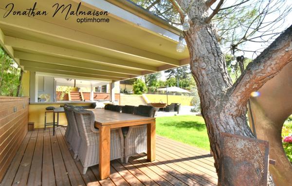 Propriété de 5 chambres comprenant Piscine et Cuisine d'été