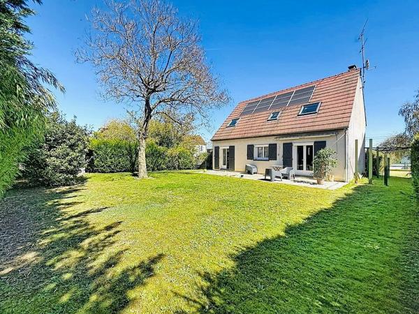 Maison familiale indépendante ? 5 chambres ? Sous-sol total ? Jardin sans vis-à-vis