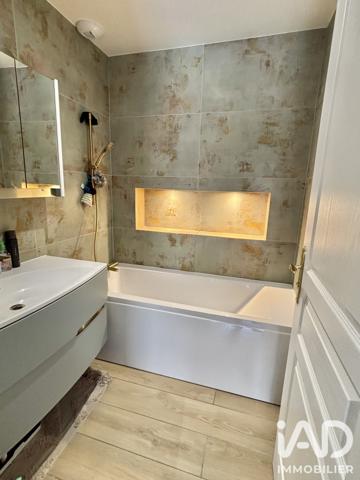 Location maison 8 pièces 148 m² Margency