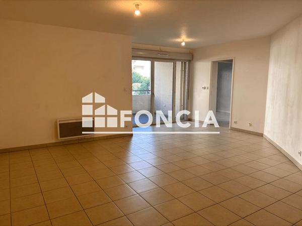 Location Appartement 4 pièces 72.93 m² - AVENUE GABRIEL BARBAROUX Le Luc 83340