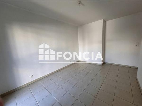 Location Appartement 4 pièces 72.93 m² - AVENUE GABRIEL BARBAROUX Le Luc 83340