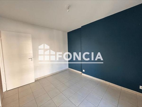 Location Appartement 4 pièces 72.93 m² - AVENUE GABRIEL BARBAROUX Le Luc 83340