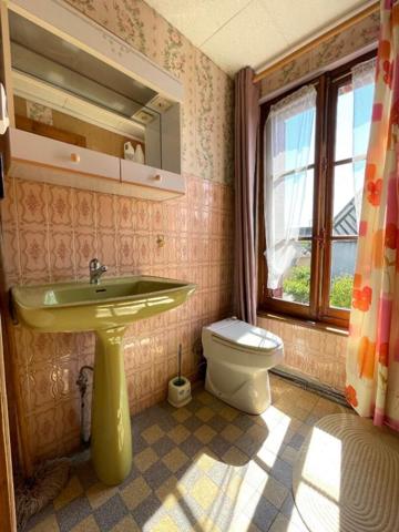 Maison familiale en coeur de bourg à 8kms de L' Aigle gare SNCF