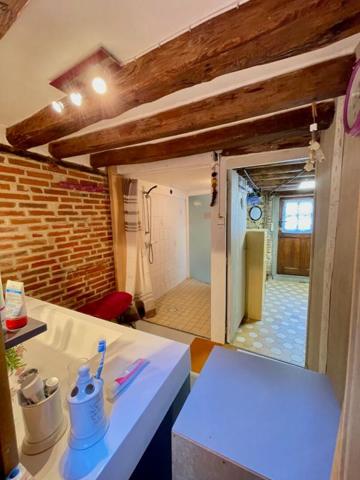 Maison familiale en coeur de bourg à 8kms de L' Aigle gare SNCF