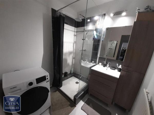 Appartement à louer 3 pièces 67.7m²