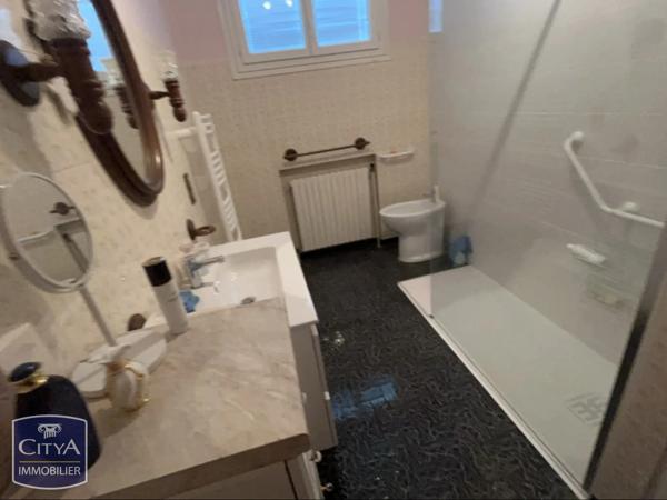 Maison à vendre 7 pièces 168.5m² Arros-de-Nay (64800)
