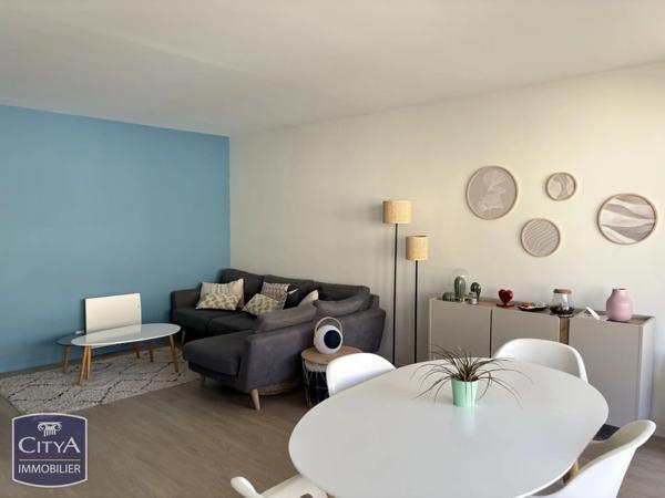 Appartement à vendre 4 pièces 82.3m² Poitiers (86000)