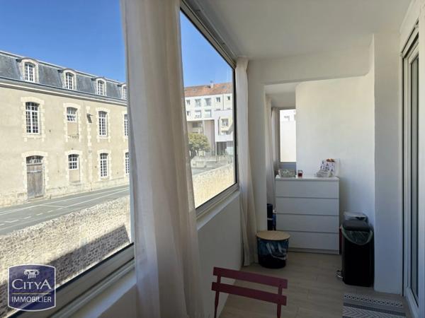 Appartement à vendre 4 pièces 82.3m² Poitiers (86000)